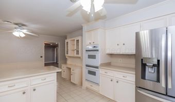 6710 GAINSBOROUGH Rd, Amarillo, TX 79106