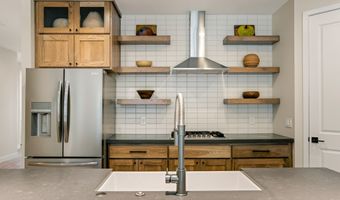 524 POWDER BOX Rd, Clarkdale, AZ 86324
