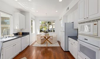 817 Kalpati Cir 310, Carlsbad, CA 92008