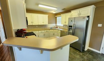 108 Meadows Ln, Beebe, AR 72012