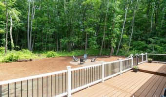 1016 Maple Hill Ave SE, Ada, MI 49301
