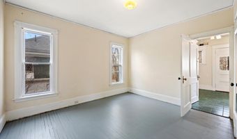 284 French St, Bangor, ME 04401