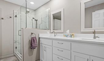 13800 Fernando Ave, Apple Valley, MN 55124