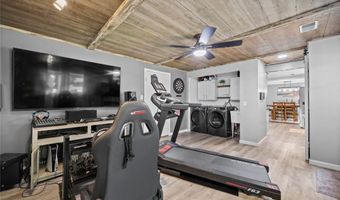1135 Royal Dr, Amherst, OH 44001