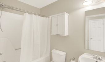 248 Eastview Dr, Bargersville, IN 46106