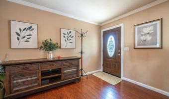 6679 Meadowlark Ln, Anderson, CA 96007