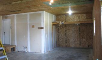 525 Valley View Ave, Baltic, SD 57003