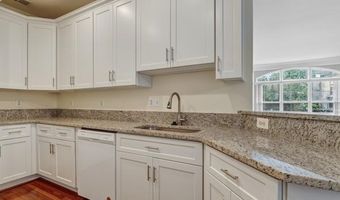 5053 DONOVAN Dr, Alexandria, VA 22304