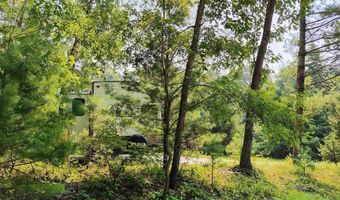 227 S Fern Ln, Oxford, WI 53952