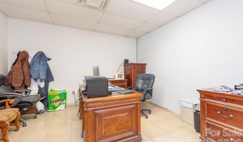 45 Spiral Rd, Arden, NC 28704