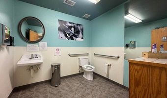 1002 W Main St, Artesia, NM 88210