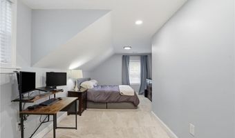 91 Sowams Rd, Barrington, RI 02806
