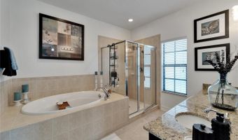 6412 MAYRA SHORES Ln, Apollo Beach, FL 33572