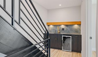 2721 W. FLORA St, Philadelphia, PA 19121