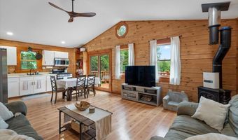 46 Log Cabin Dr, Cambridge, VT 05465