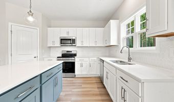 981 Rialto Ln, Ayden, NC 28513