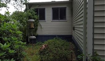 5 Cantaberry Ln, Coventry, RI 02816