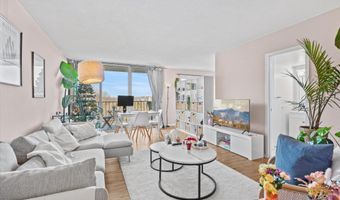 2059 HUNTINGTON Ave 1002, Alexandria, VA 22303