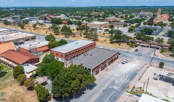 1315 S 1st St, Abilene, TX 79602