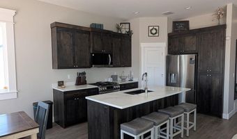 3842 Hidden Valley Dr, Ammon, ID 83406