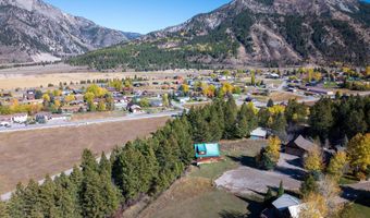 681 OVERLOOK Cir, Alpine, WY 83128