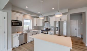4872 Suelo Rd, Fitchburg, WI 53711