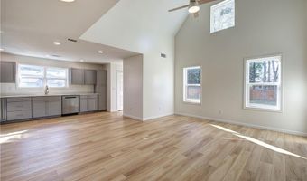 121 S Railroad St, Adairsville, GA 30103