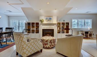 100 Shepards Cove Rd H301, Kittery, ME 03904