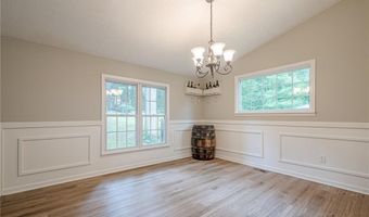 1137 Poplar Log Pl, Austell, GA 30168