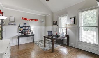 1373 Mountain Lake Dr, Auburn, GA 30011