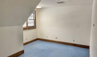 296 Country Club Rd, Avon, CT 06001