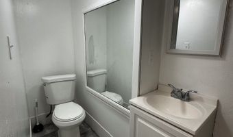 26 Stoehrs Pl, Bridgeport, CT 06606