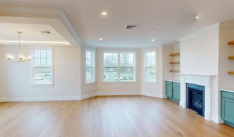 4 Longview Dr 208, Atkinson, NH 03811