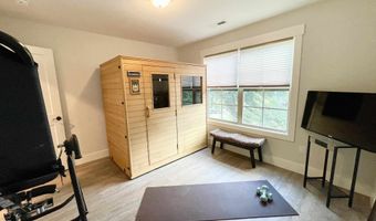 409 Shadow Oak Ct, Boiling Springs, SC 29316