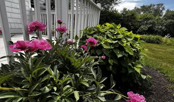 66 Howard St, Bangor, ME 04401