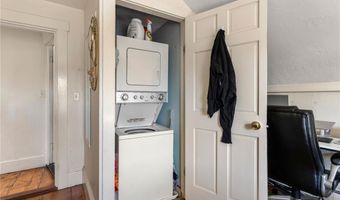29 Marsh St 3, Newport, RI 02840
