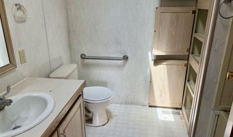 702 W 1st St, Albion, WA 99102