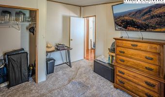 461 Reuben Wooten Rd, Banner Elk, NC 28604