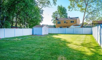 320 Demorest Ave, Avenel, NJ 07001