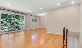 5019 FLEMING Dr, Annandale, VA 22003