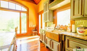43 River Shoals Dr, Athens, GA 30606