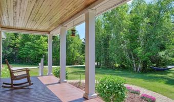43 Skyline Rd, Bangor, ME 04401