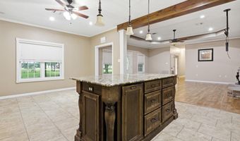 518 Old School Rd, Arnaudville, LA 70512