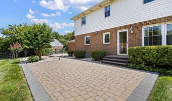 205 CLOVER Dr, Hockessin, DE 19707