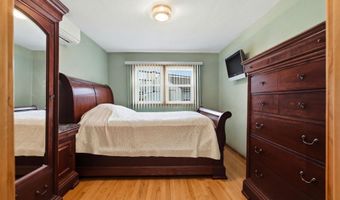 106 EVERGREEN St, Bayonne, NJ 07002