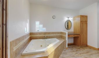 630 BARNETT Rd, Bosque Farms, NM 87068