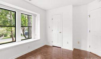 111 Cimarron Dr, Asheville, NC 28803