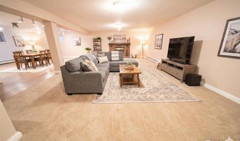 37 E 14th Pl, Broomfield, CO 80020
