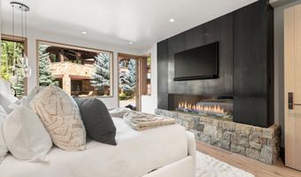 543 Walnut St B, Aspen, CO 81611