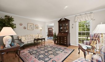 11836 HUNTING RIDGE Ct, Potomac, MD 20854